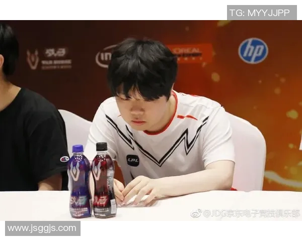 电竞新闻专访赵丽揭秘英雄联盟成功秘诀与未来发展展望